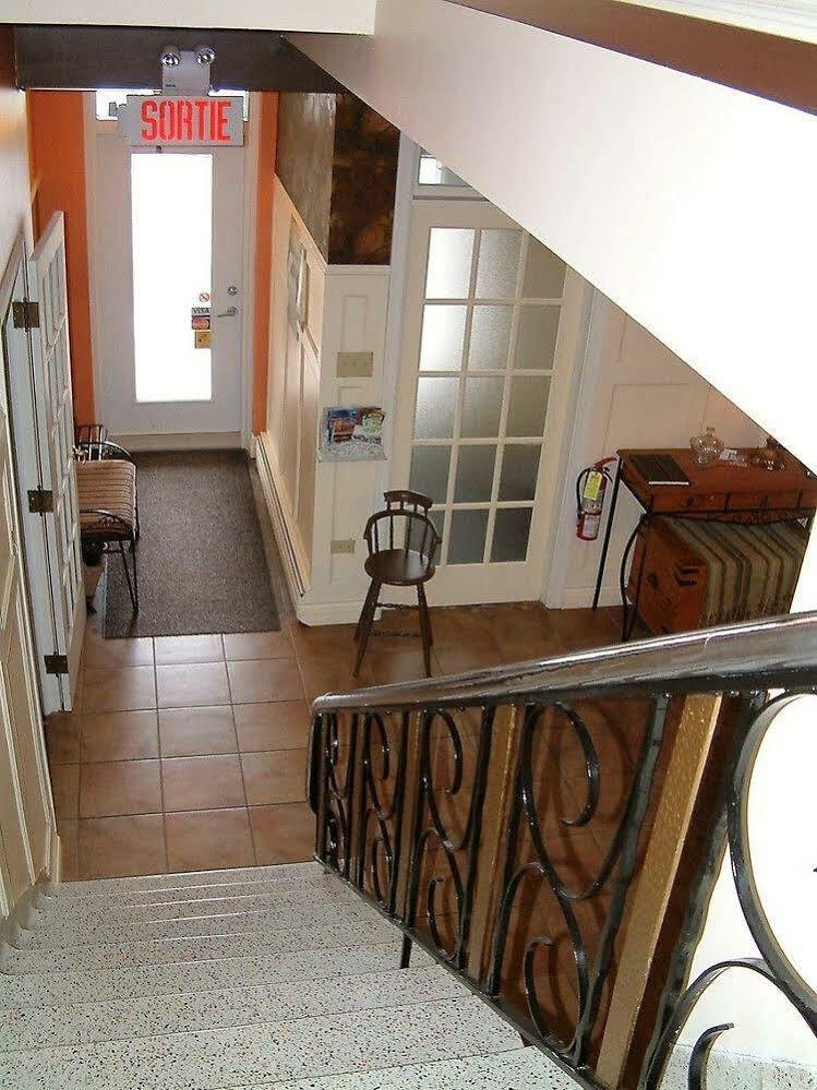 Auberge Le St-Georges Chicoutimi Екстериор снимка