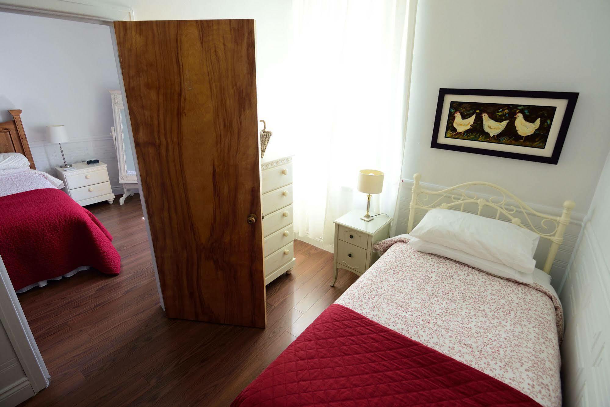 Auberge Le St-Georges Chicoutimi Екстериор снимка